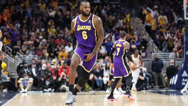 1638794474236044405.jpg LeBron-James25.jpg