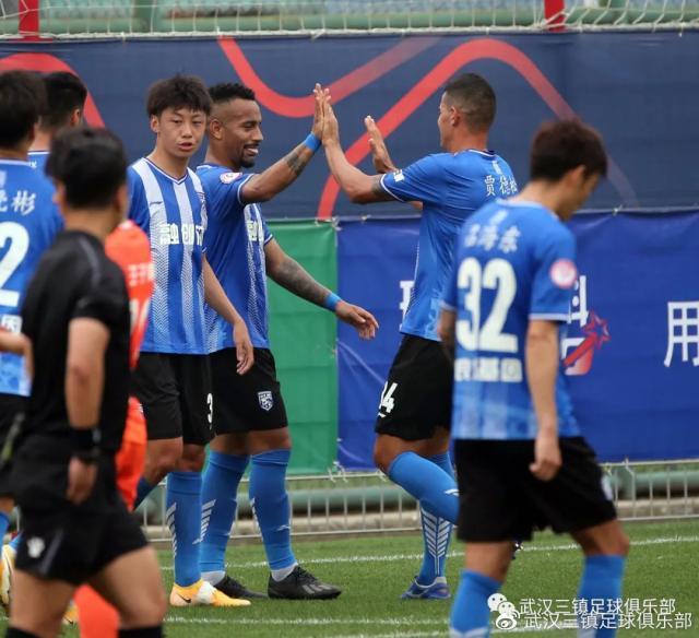 1624952823893053120.jpg 007fbZUyly4gqq9n25uc8j30u00rftaz.jpg